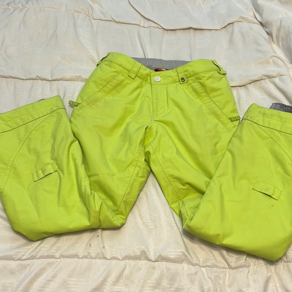 Burton older girls ski pants, Large